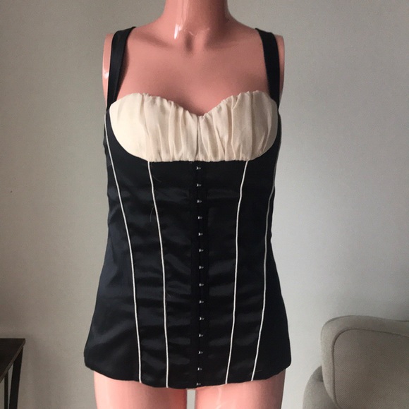 Anama Top - Picture 1 of 4